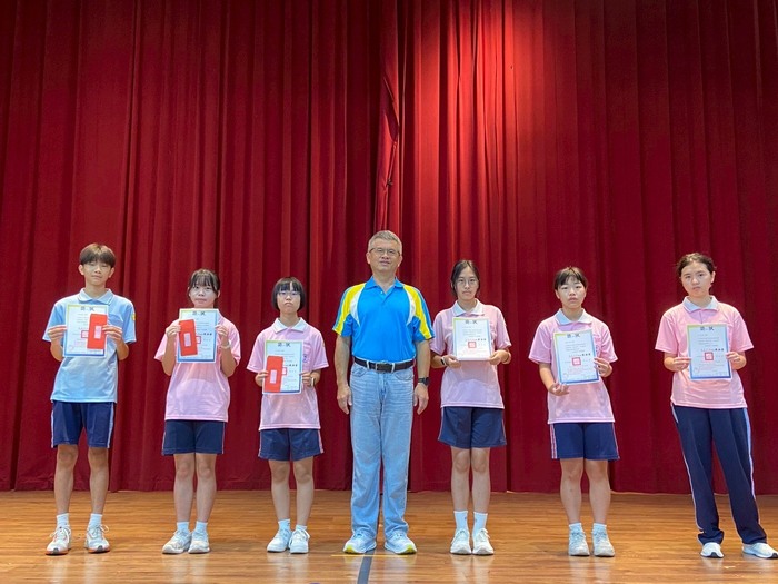 114學年度 二年級科學創意競賽表現優異團體獎 114學年度 二年級科學創意競賽表現優異團體獎圖片